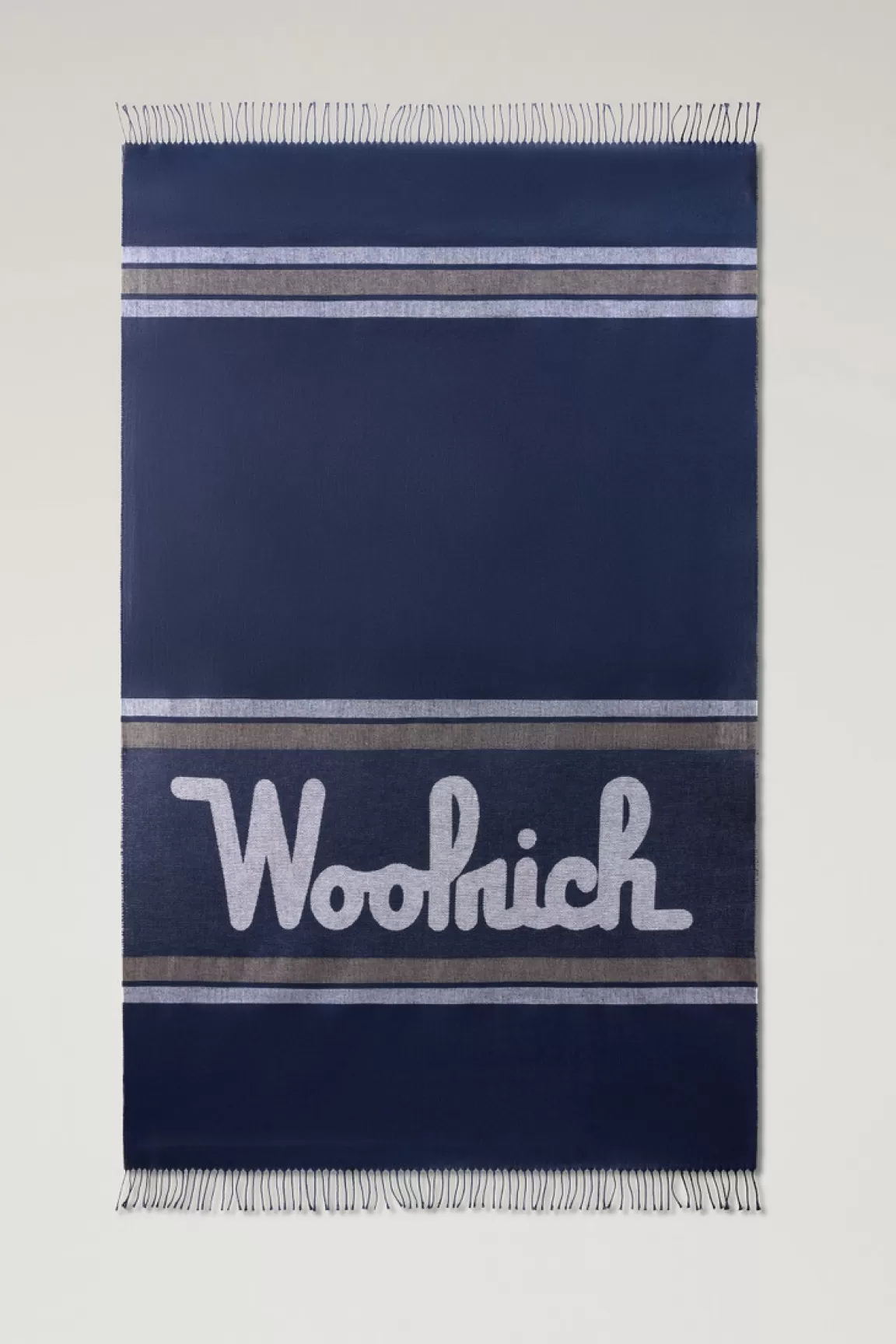 Donna/Uomo Woolrich Coperte | Coperte>Coperta In Misto Lino E Cotone Con Logo Jacquard