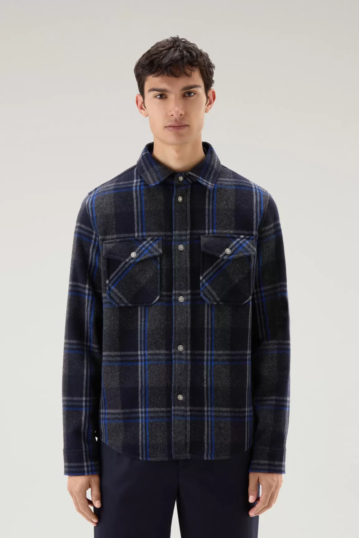Uomo Woolrich Giacche a camicia>Giacca A Camicia Alaskan A Quadri In Misto Lana Italiana Riciclata