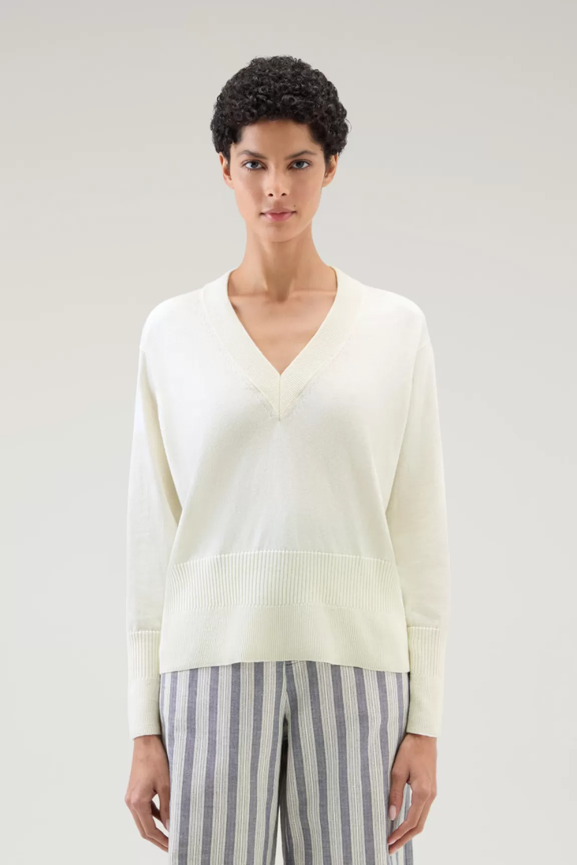 Donna Woolrich Maglieria>Maglia Con Scollo A V In Cotone E Cashmere