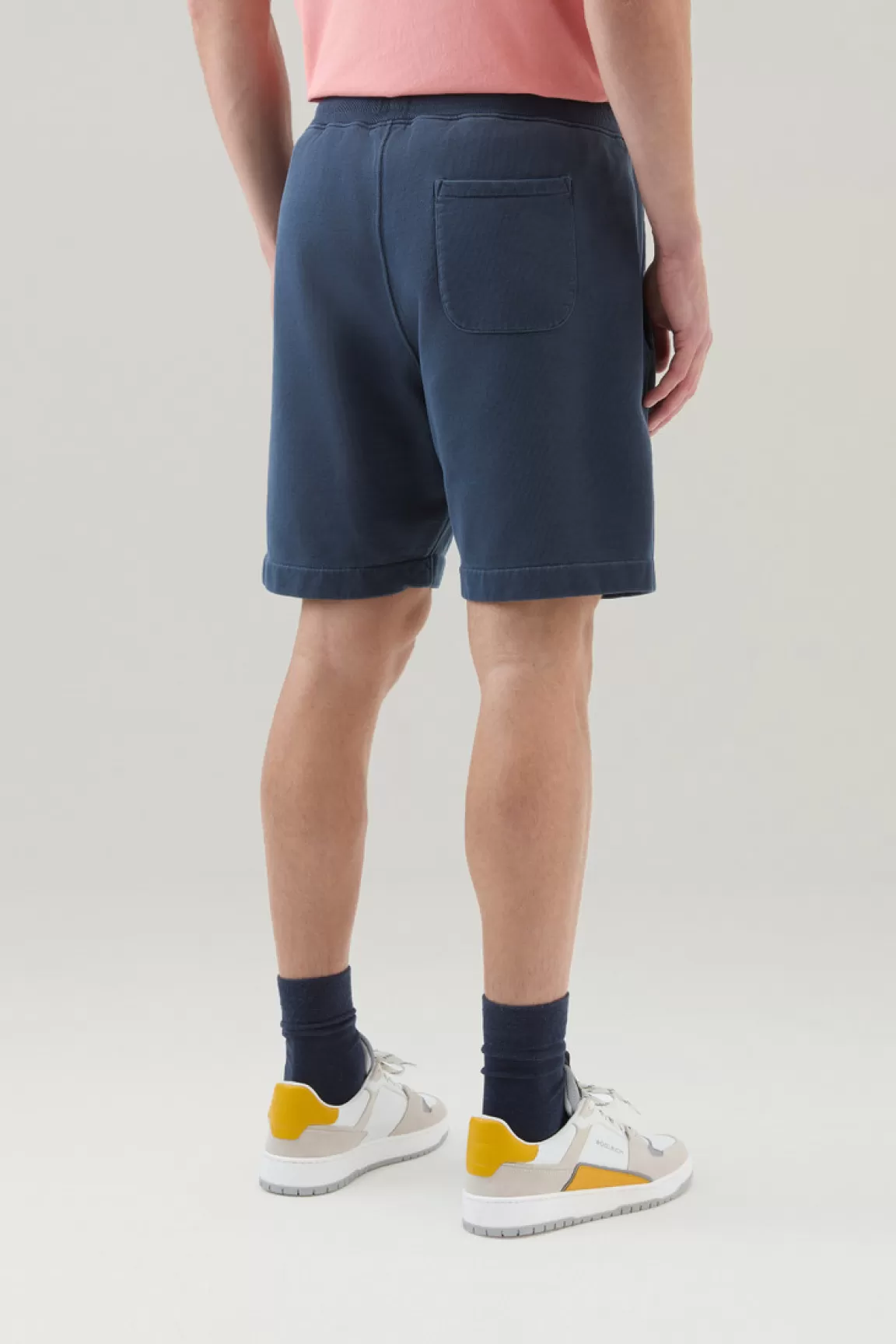 Uomo Woolrich Pantaloni e pantaloncini>Pantaloncini Sportivi Tinti In Capo In Puro Cotone Felpato