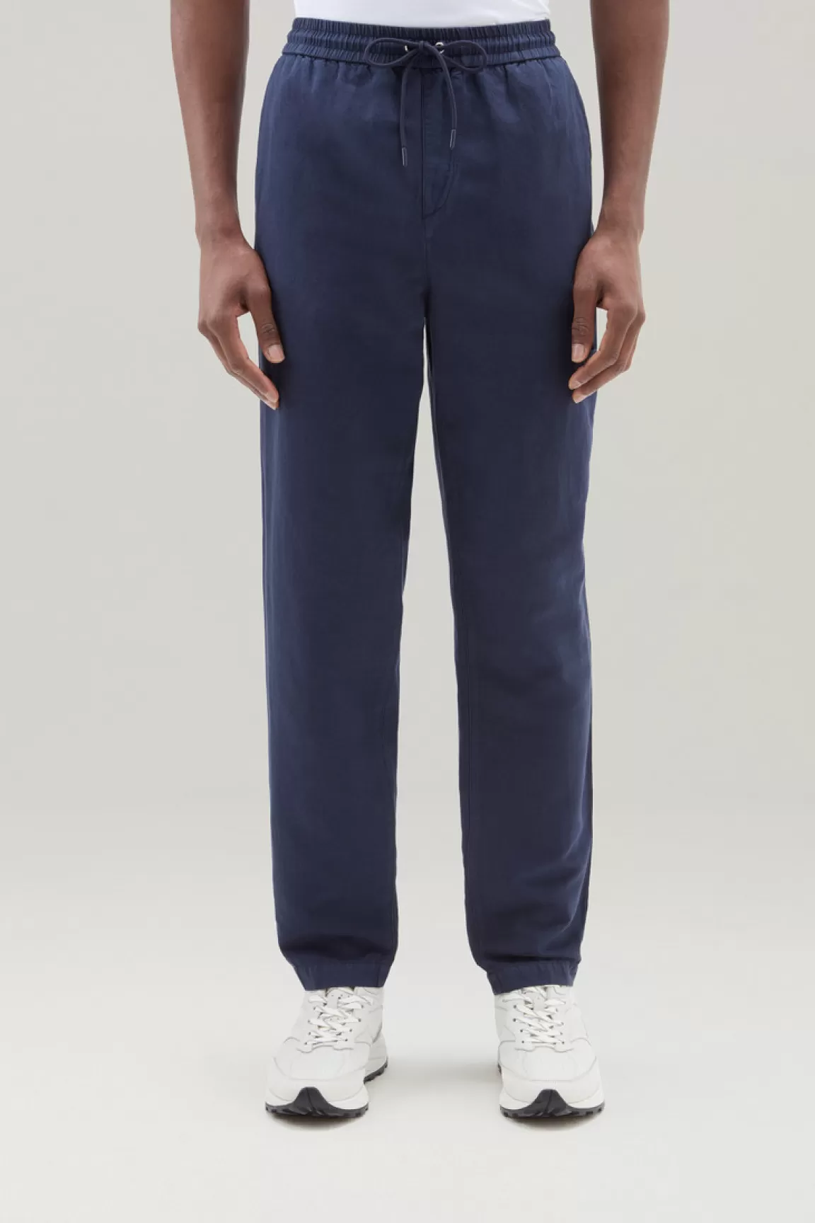 Uomo Woolrich Pantaloni e pantaloncini>Pantaloni Cargo In Misto Cotone E Lino Tinti In Capo