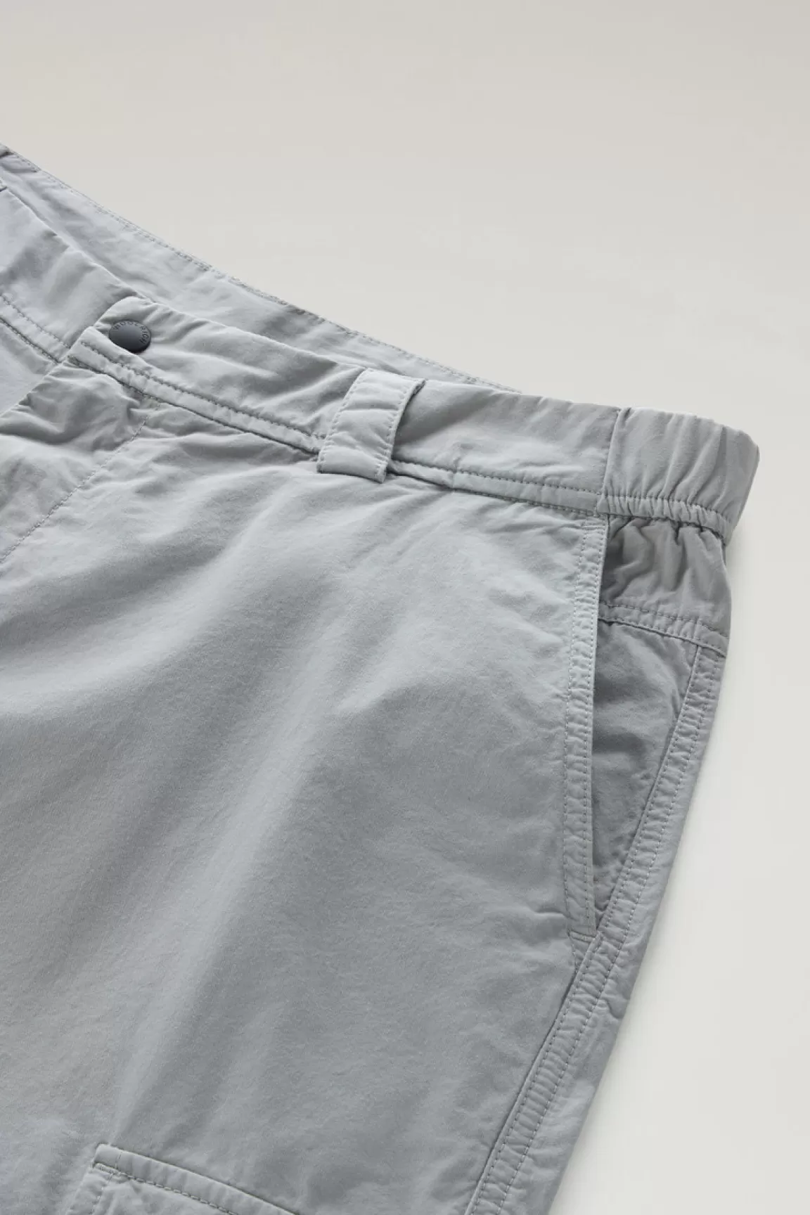 Uomo Woolrich Pantaloni e pantaloncini>Pantaloni Cargo Tinti In Capo In Gabardina Di Puro Cotone